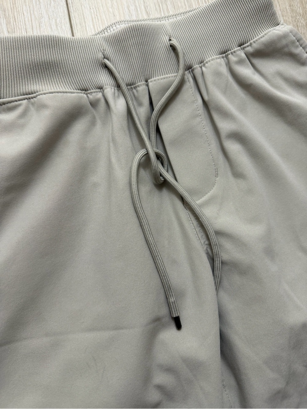 Express Men's Drawstring Athletic Shorts - Light Gray - Picture 3 of 8